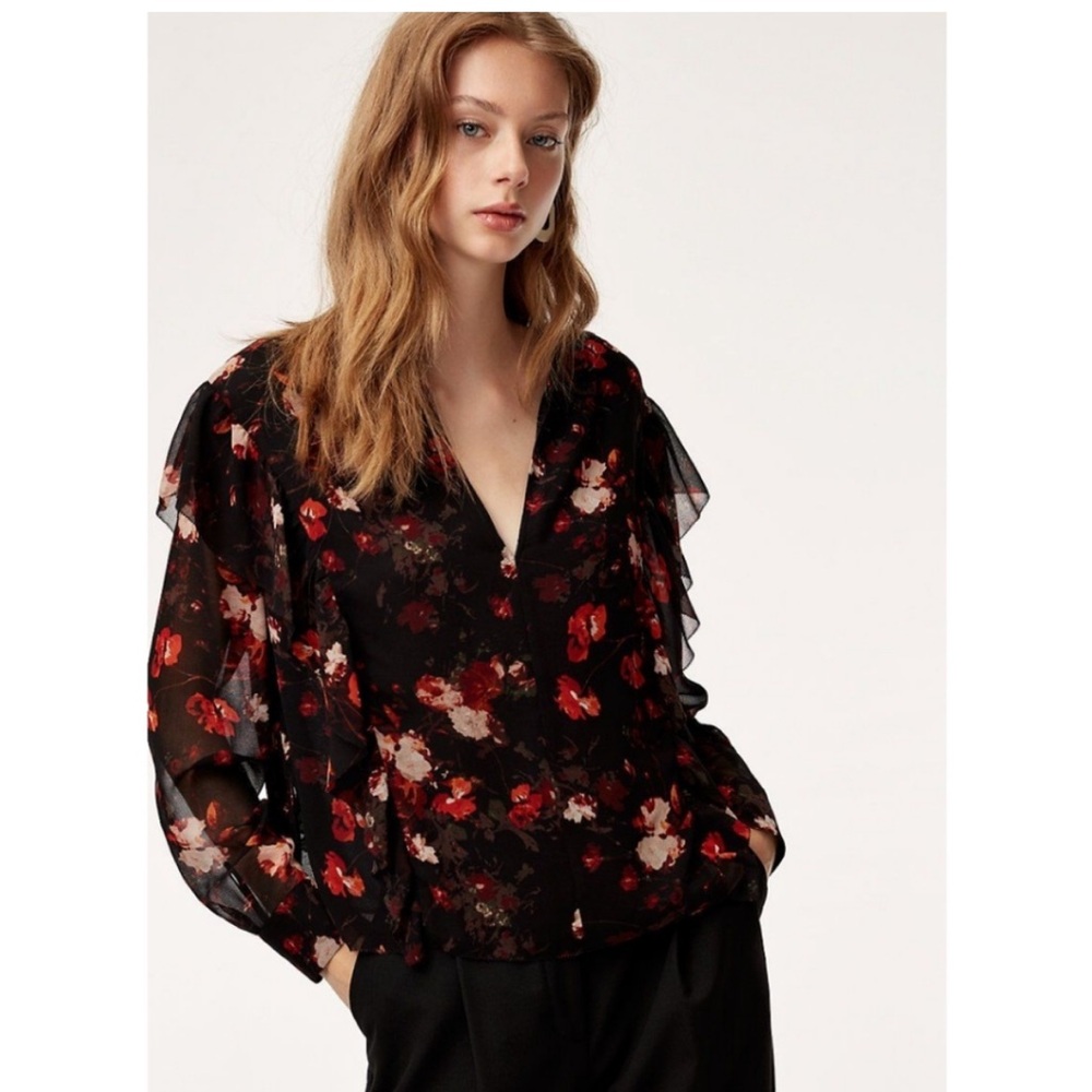 Aritzia Wilfred Lilas Floral Ruffle Blouse